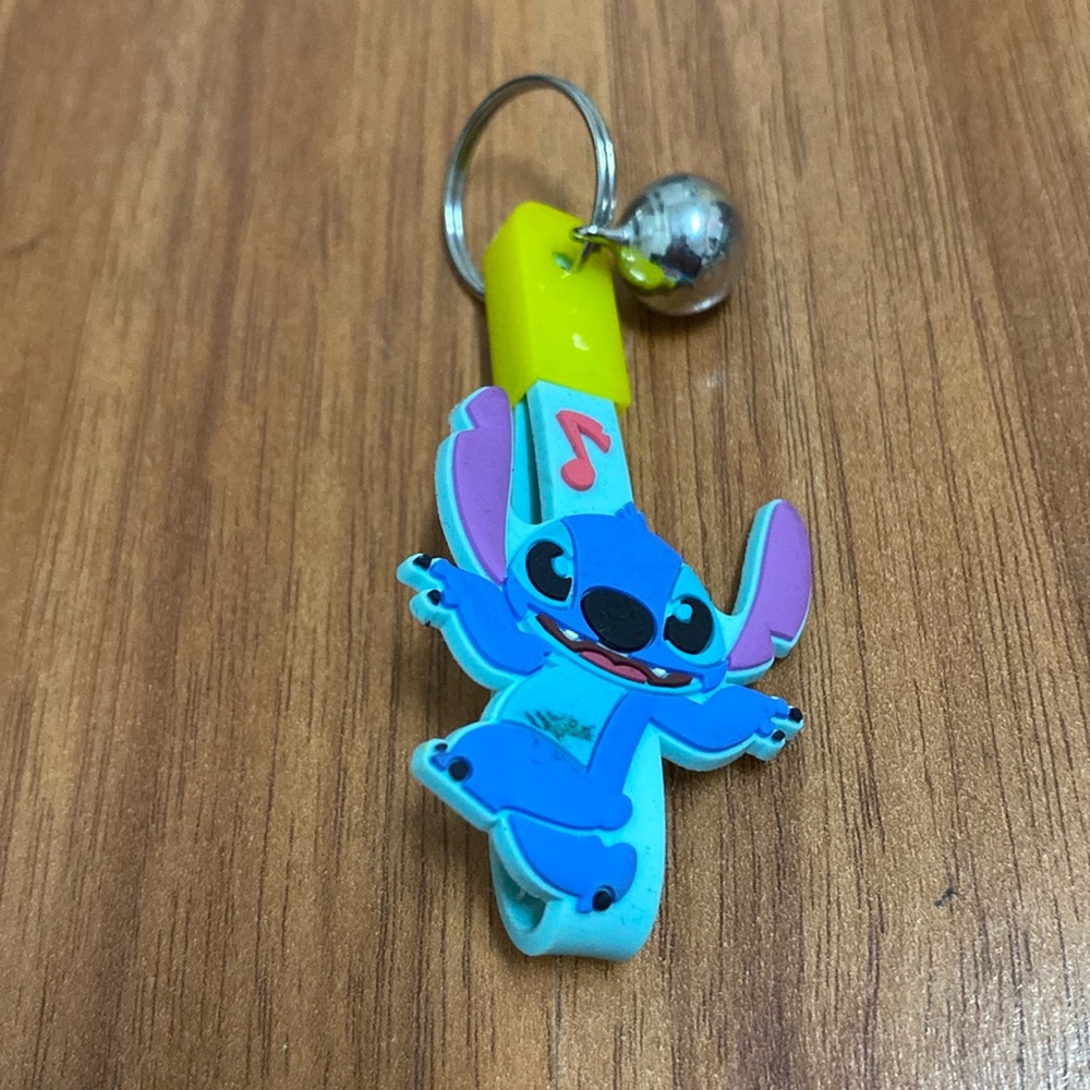 ❤️ Disney’s Lilo and Stitch Adorable Keychain NWOT